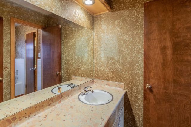 6019 Norfolk Avenue, Lubbock, TX 79413