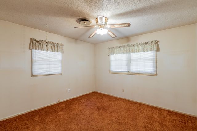 6019 Norfolk Avenue, Lubbock, TX 79413