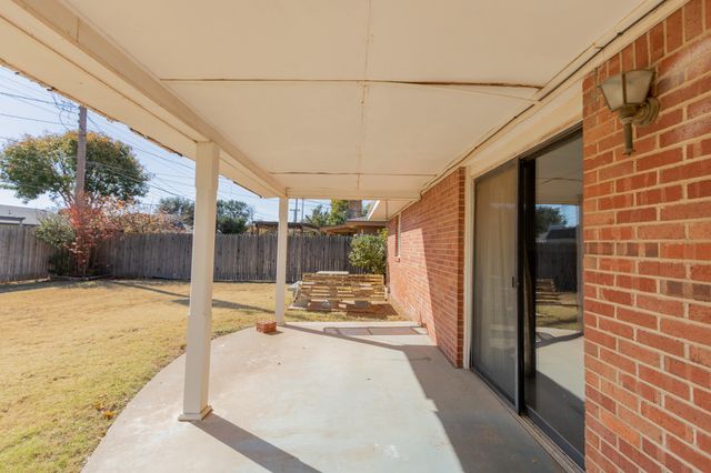 6019 Norfolk Avenue, Lubbock, TX 79413