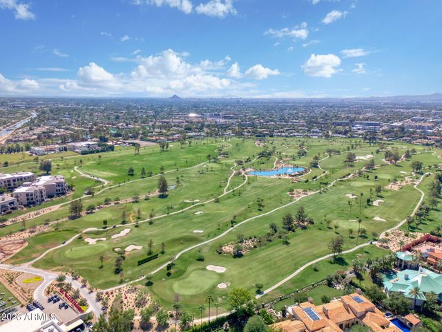 2412 E MONTEBELLO Avenue, Phoenix, AZ 85016