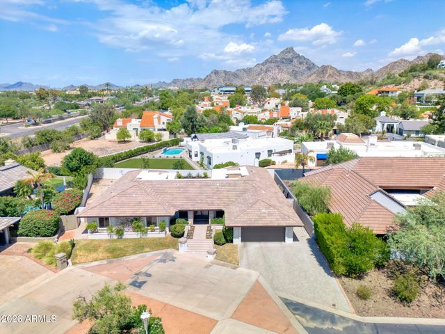 2412 E MONTEBELLO Avenue, Phoenix, AZ 85016