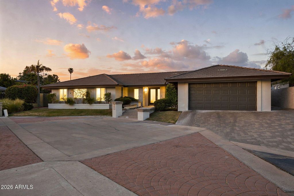 2412 E MONTEBELLO Avenue, Phoenix, AZ 85016 — photo 4