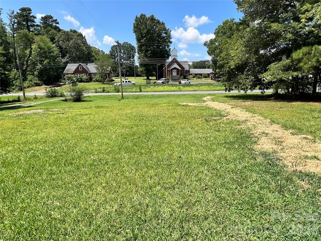 24520 Ridgecrest Road, Locust, NC 28097