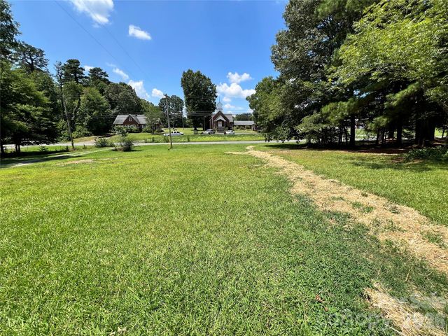 24520 Ridgecrest Road, Locust, NC 28097