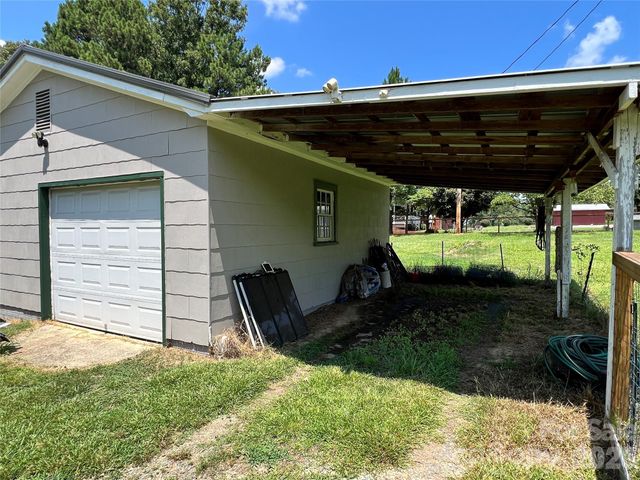 24520 Ridgecrest Road, Locust, NC 28097