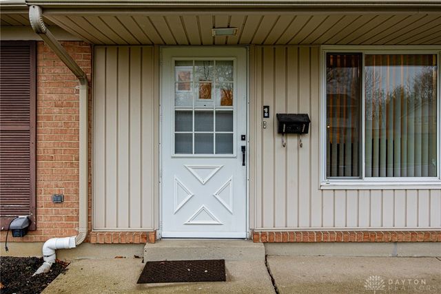 2620 Delavan Drive, Dayton, OH 45459