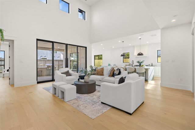 7119 Housman Street, Houston, TX 77055
