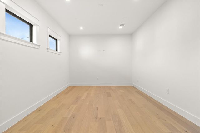 7119 Housman Street, Houston, TX 77055