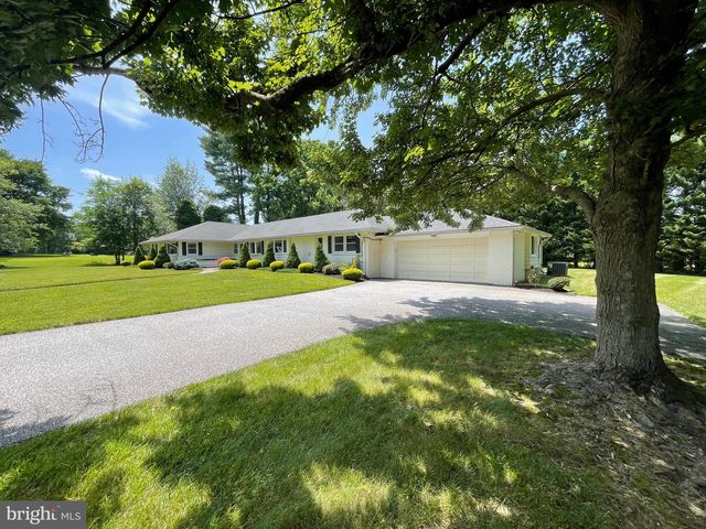 402 IVY CHURCH RD, Lutherville Timonium, MD 21093