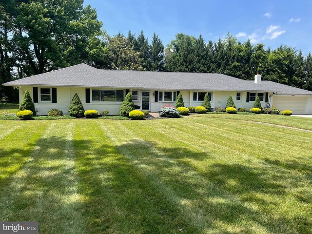 402 IVY CHURCH RD, Lutherville Timonium, MD 21093