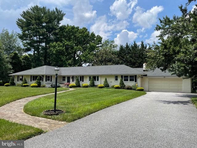 402 IVY CHURCH RD, Lutherville Timonium, MD 21093
