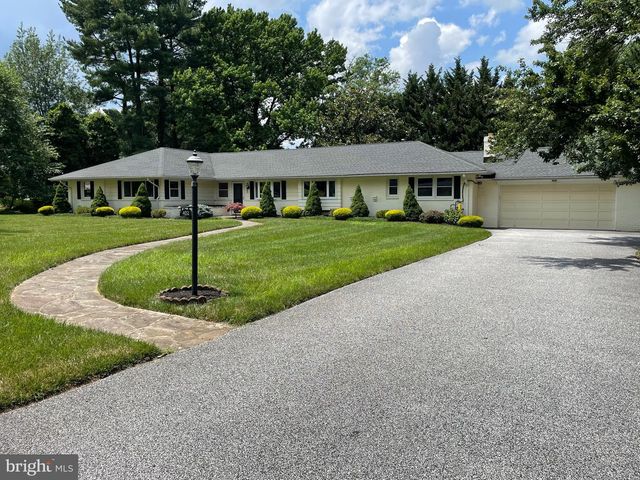 402 IVY CHURCH RD, Lutherville Timonium, MD 21093