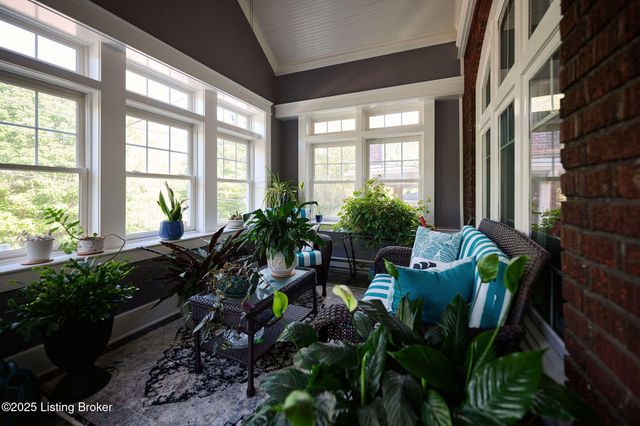 1638 Edenside Ave, Louisville, KY 40204