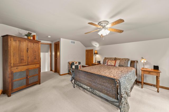 1360 Portage Drive, Columbus, OH 43235