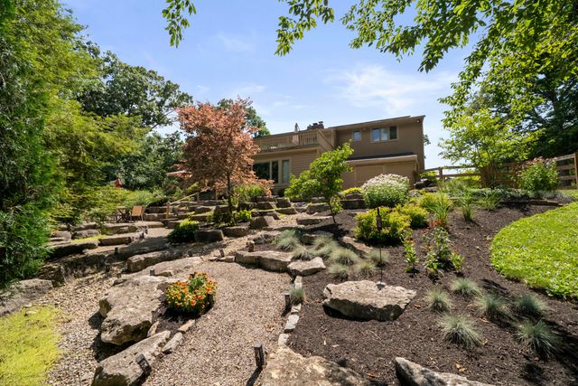 1360 Portage Drive, Columbus, OH 43235
