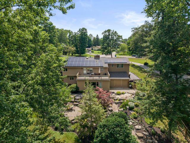 1360 Portage Drive, Columbus, OH 43235