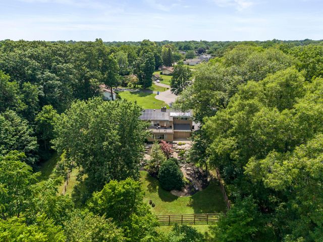 1360 Portage Drive, Columbus, OH 43235