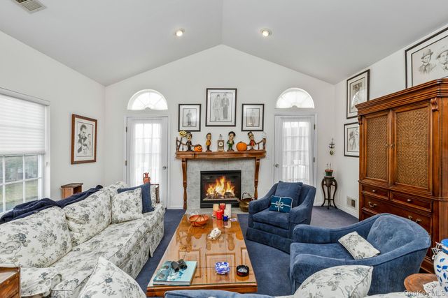 477 Woodscreek Court, Moriches, NY 11955