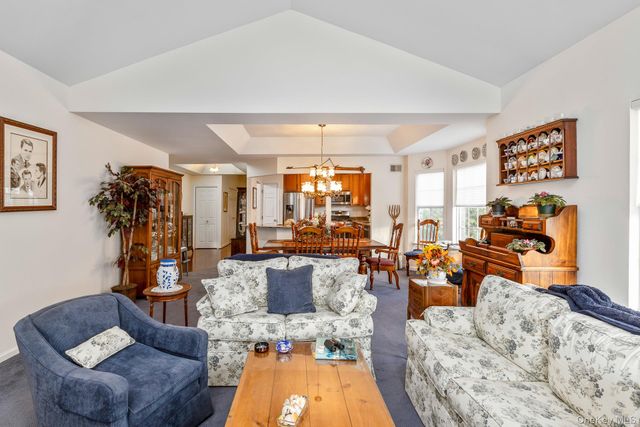 477 Woodscreek Court, Moriches, NY 11955