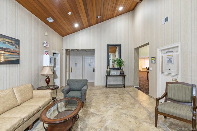 477 Woodscreek Court, Moriches, NY 11955