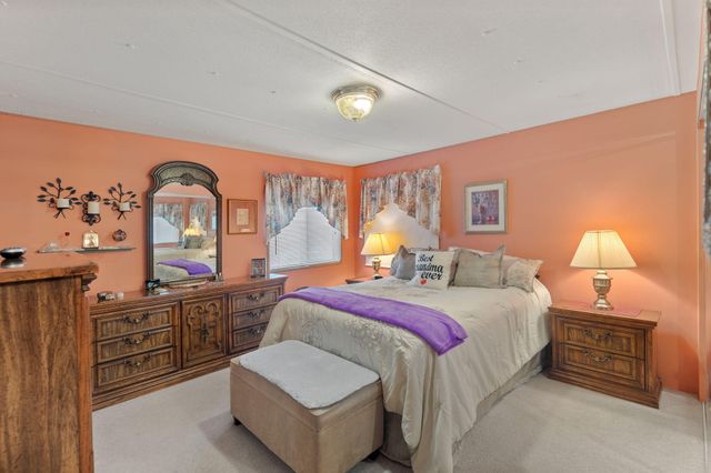 109 Waverly Drive, Grants Pass, OR 97526