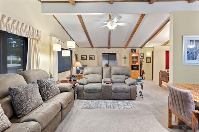 109 Waverly Drive, Grants Pass, OR 97526