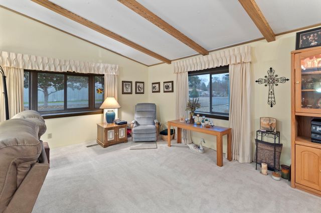 109 Waverly Drive, Grants Pass, OR 97526