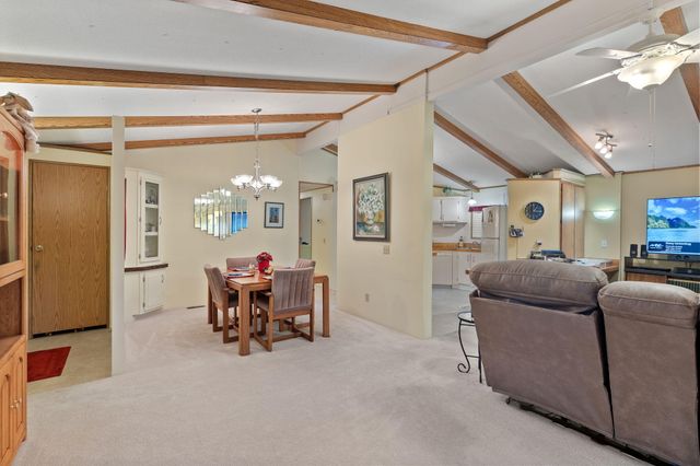 109 Waverly Drive, Grants Pass, OR 97526