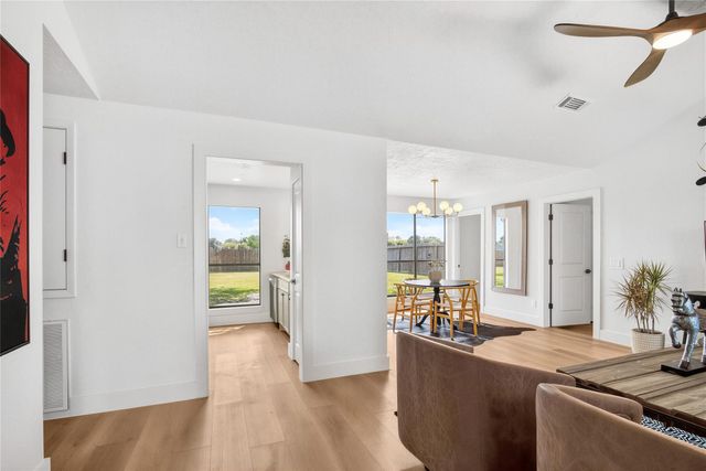 2501 Ironclad Drive, League City, TX 77573