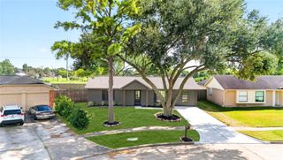 2501 Ironclad Drive, League City, TX 77573