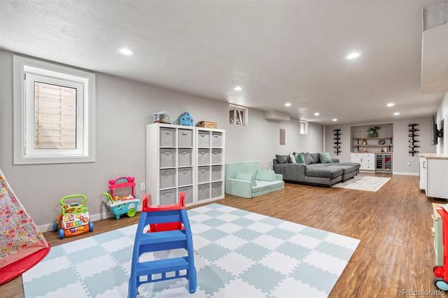8308 W 72nd Avenue, Arvada, CO 80005