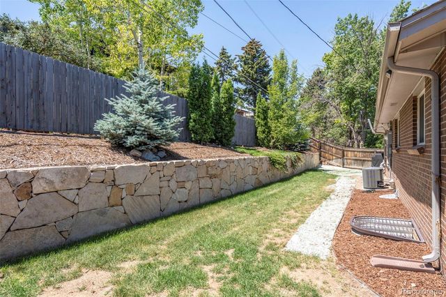 8308 W 72nd Avenue, Arvada, CO 80005
