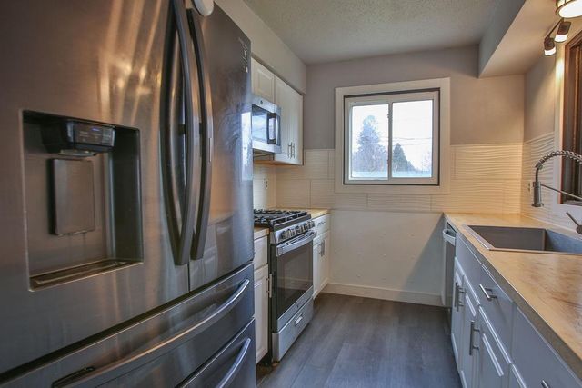 1441 N 16TH AVENUE, Wausau, WI 54401