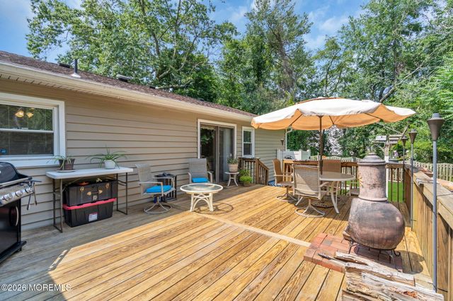 512 Gladstone Street, Toms River, NJ 08757