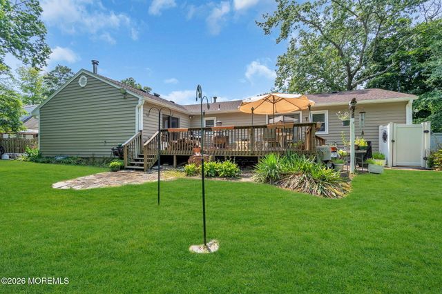 512 Gladstone Street, Toms River, NJ 08757