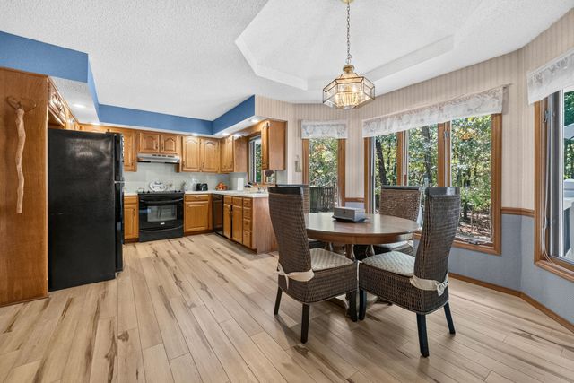 3865 N Williams Court, Springfield, MO 65803