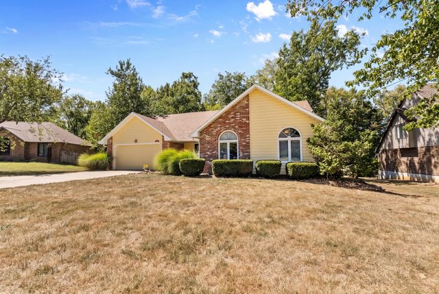 3865 N Williams Court, Springfield, MO 65803