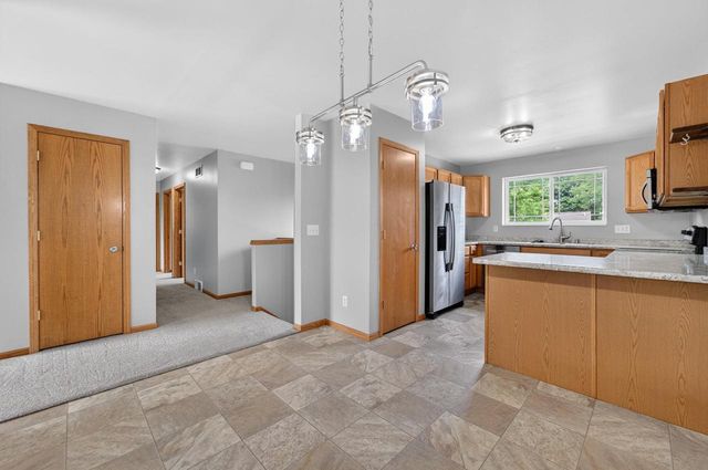 523 Progress Drive, Cottage Grove, WI 53527