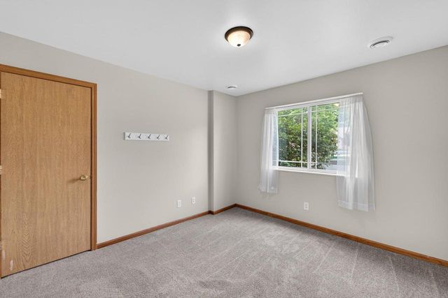 523 Progress Drive, Cottage Grove, WI 53527