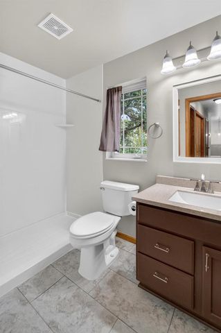 523 Progress Drive, Cottage Grove, WI 53527