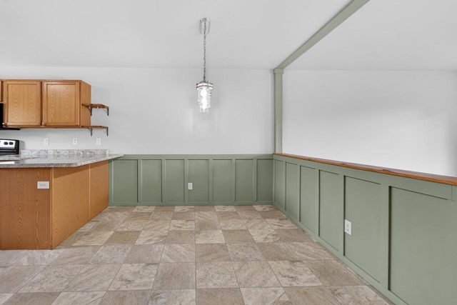523 Progress Drive, Cottage Grove, WI 53527
