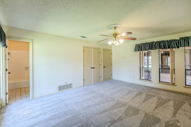 4400 Kingswick Drive, Arlington, TX 76016