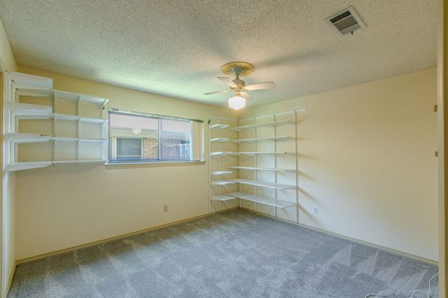 4400 Kingswick Drive, Arlington, TX 76016