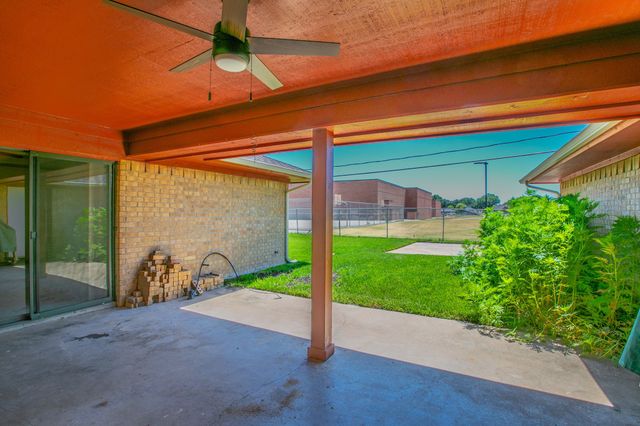 4400 Kingswick Drive, Arlington, TX 76016