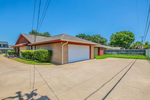 4400 Kingswick Drive, Arlington, TX 76016