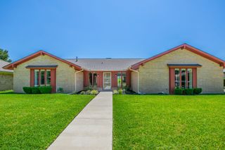 4400 Kingswick Drive, Arlington, TX 76016