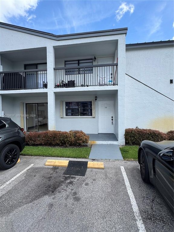 18224 Mediterranean Boulevard 2-17, Miami, FL 33015