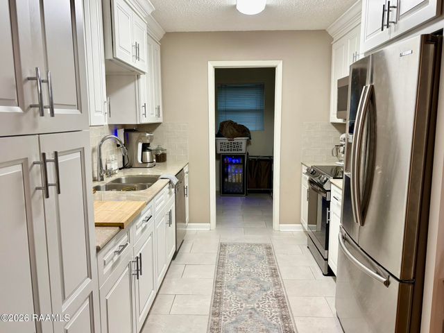 103 Brookwood Circle, Lafayette, LA 70506