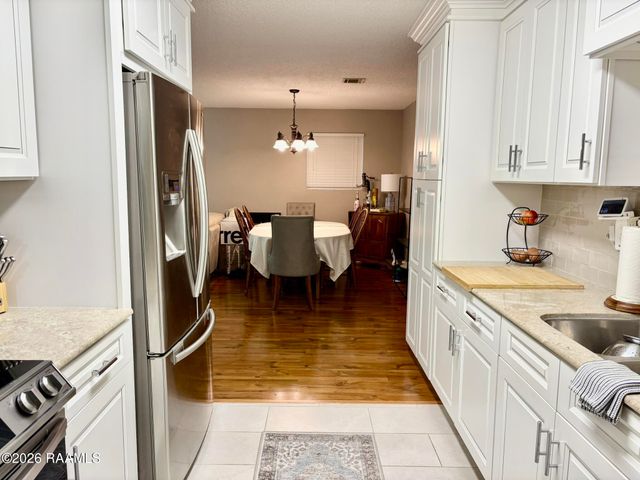 103 Brookwood Circle, Lafayette, LA 70506