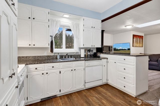 1306 W Oregon Street, Bellingham, WA 98225